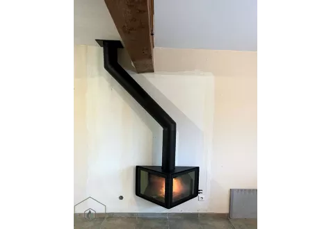 Réalisation Sur Mesure : Foyer Bois Intégré à l'Architecture — Nature & Feu